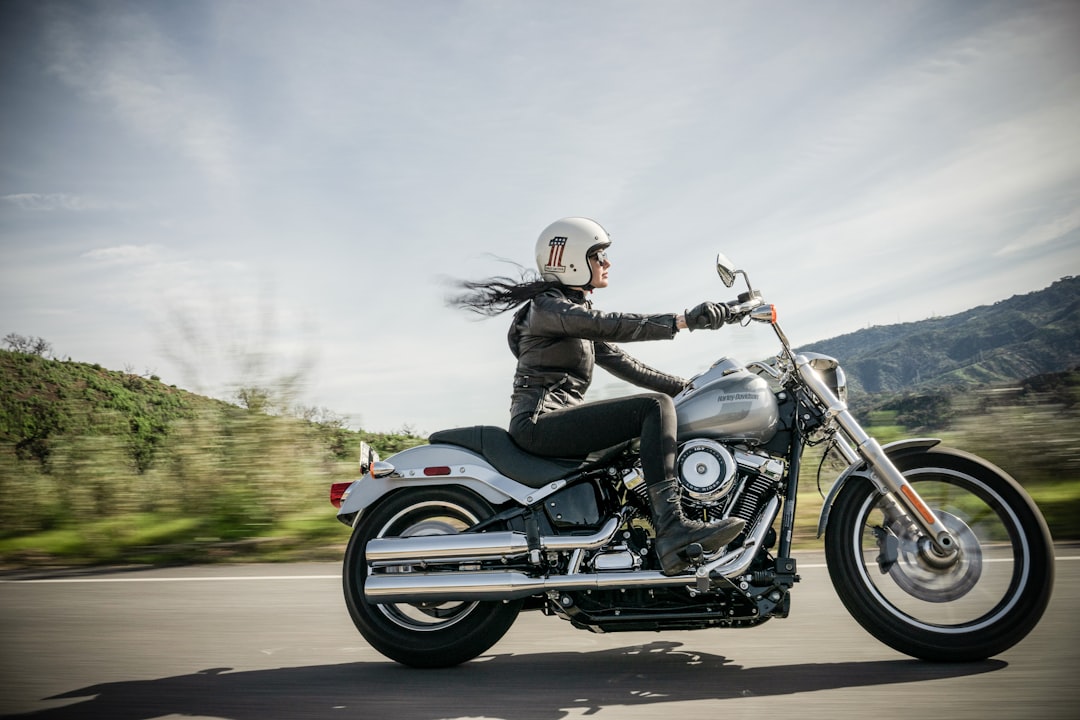découvrez nos tarifs d'assurance pour motocyclettes et comparez les meilleures options pour protéger votre véhicule. obtenez des devis personnalisés et profitez de réductions sur votre assurance moto.