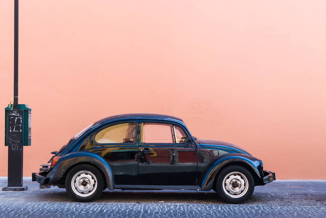 découvrez nos options d'assurance auto spécialement conçues pour les seniors. profitez de tarifs avantageux et d'une couverture adaptée à vos besoins. protégez-vous sur la route tout en bénéficiant de conseils personnalisés.