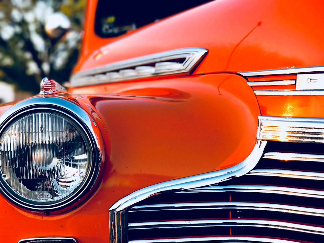 découvrez les meilleures options d'assurance auto pour les seniors, conçues pour répondre à leurs besoins spécifiques tout en offrant des tarifs compétitifs et une couverture adaptée. protégez votre véhicule et votre avenir avec des conseils d'experts et des solutions personnalisées.