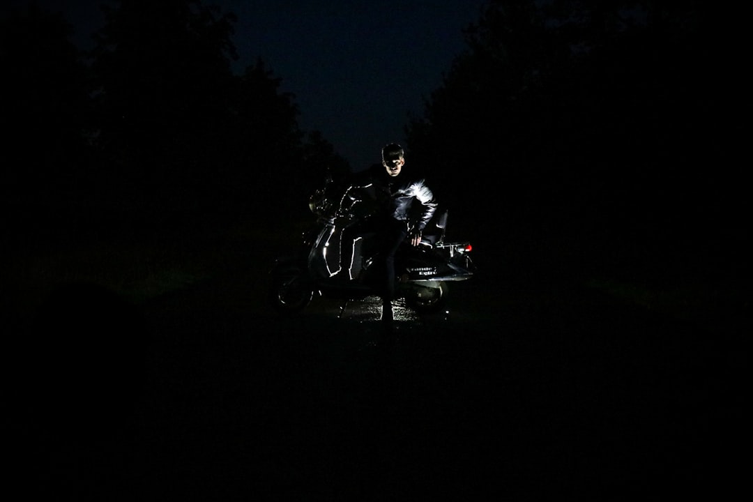 découvrez notre assurance scooter adaptée à vos besoins ! protégez votre deux-roues avec des garanties sur mesure, une assistance 24/7 et des tarifs compétitifs. roulez en toute sérénité !