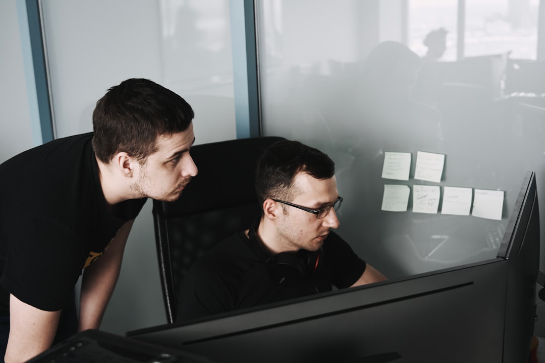découvrez notre guide complet pour les jeunes conducteurs, incluant des conseils pratiques, des astuces de sécurité et des informations sur les assurances auto adaptées. prenez la route en toute confiance avec des recommandations spécialement conçues pour les nouveaux automobilistes.